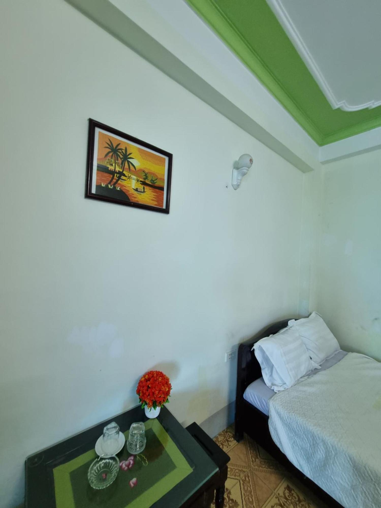 Khach San Vien Dong Hotel Cua Lo Exterior photo